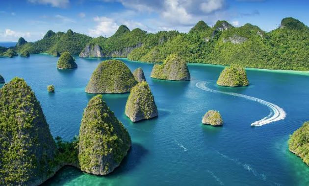 Destinasi Terbaru 16 Wisata dengan Keindahan Alam Indonesia yang diakui Dunia 